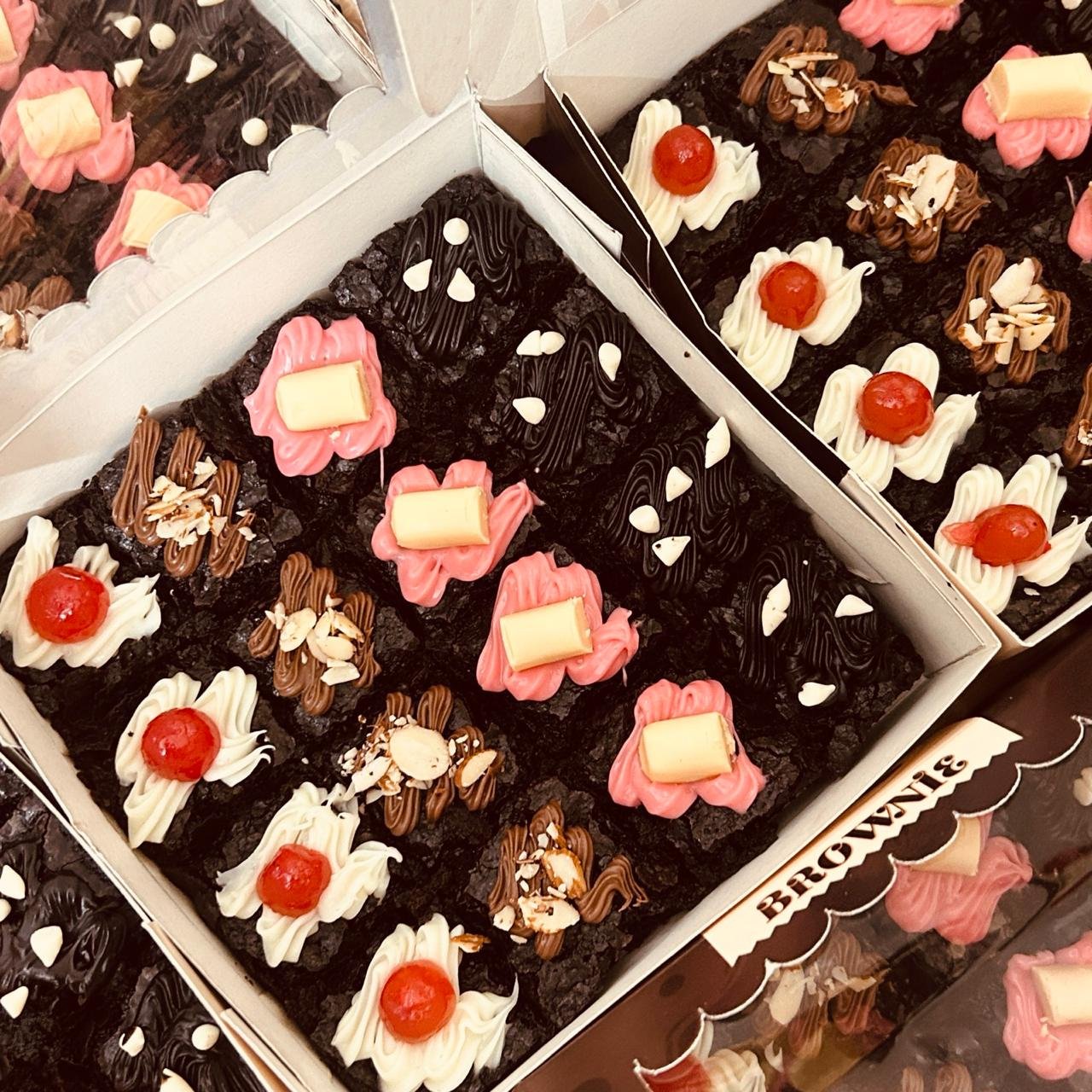 Brownie showcase